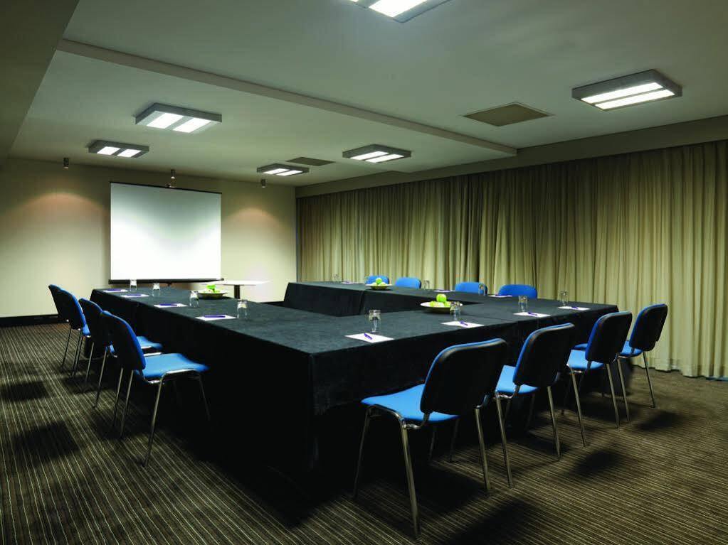 Vibe Hotel Darwin Waterfront Екстер'єр фото