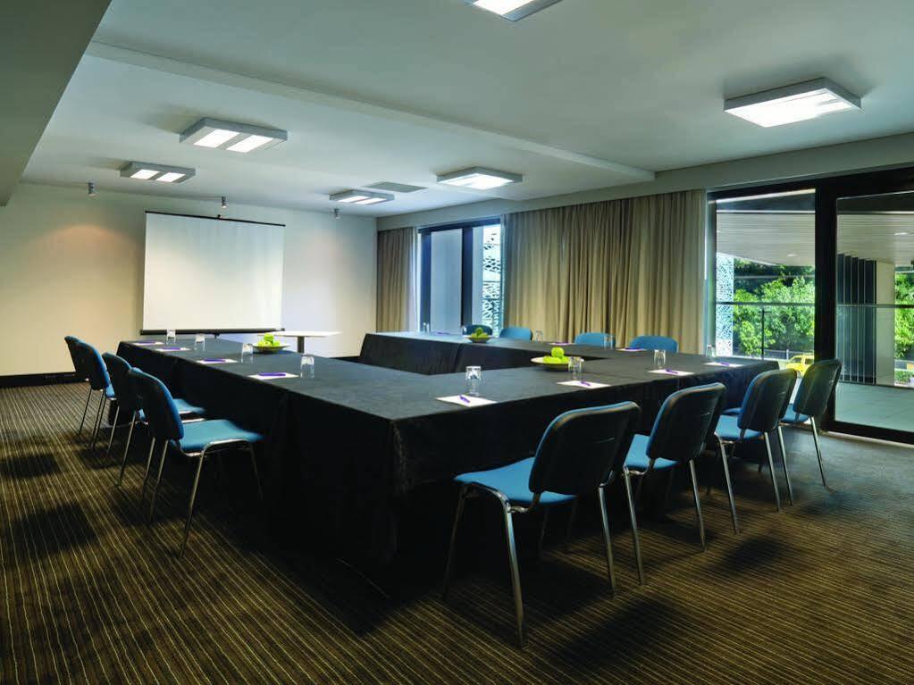 Vibe Hotel Darwin Waterfront Екстер'єр фото